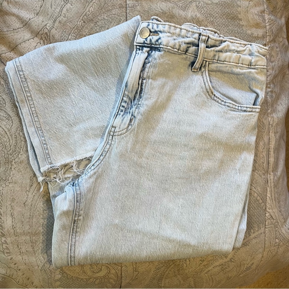 Art Class Girls Light Wash distressed Jeans